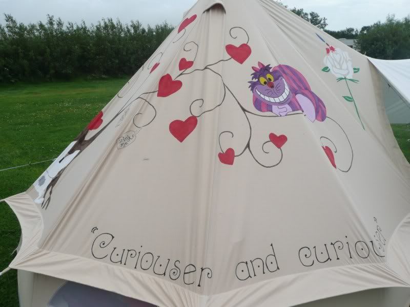 Bells & Labs Painting your own canvas Tents
